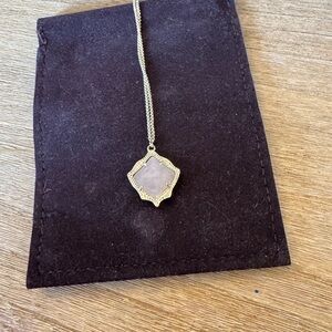 Kendra Scott Gold Pendant Necklace in Rose Quartz